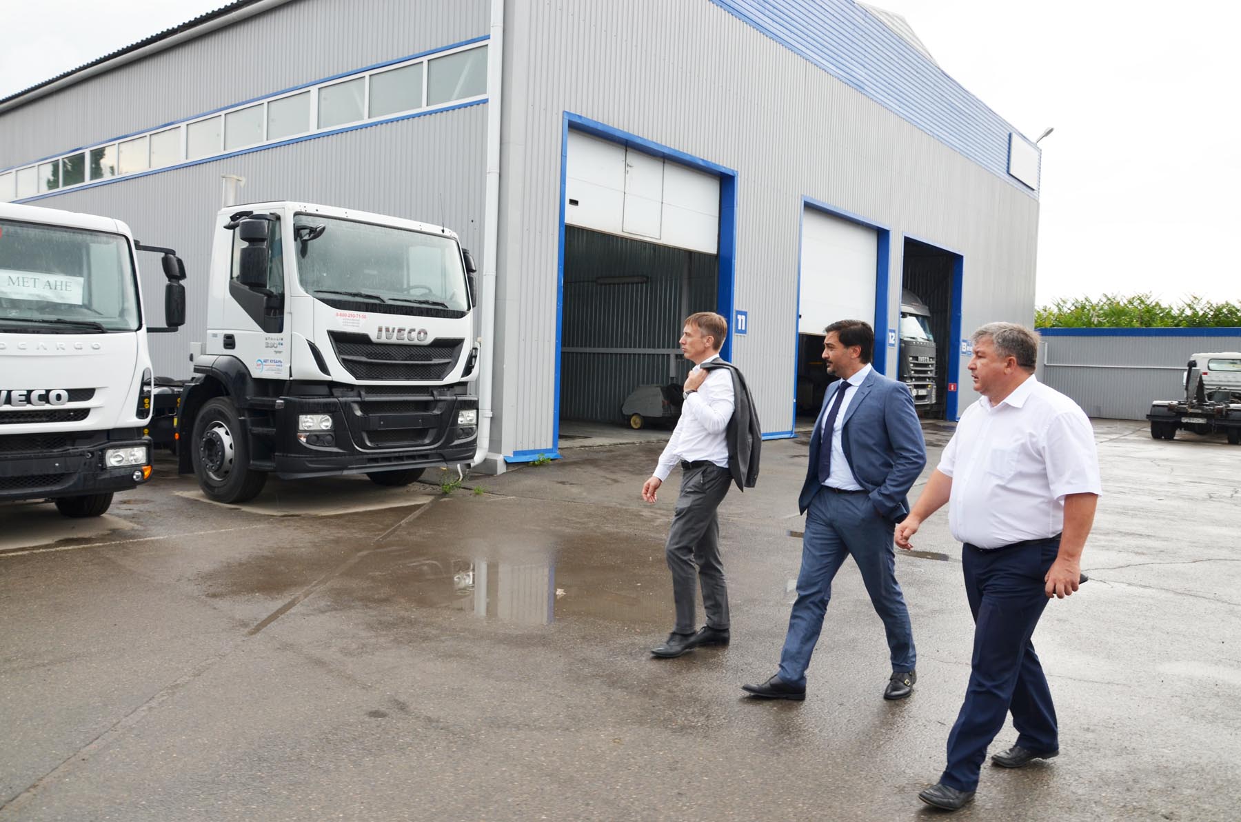 Глава представительства IVECO в России - Массимилиано Перри посетил «АВТ  Кубань» - АВТ Кубань